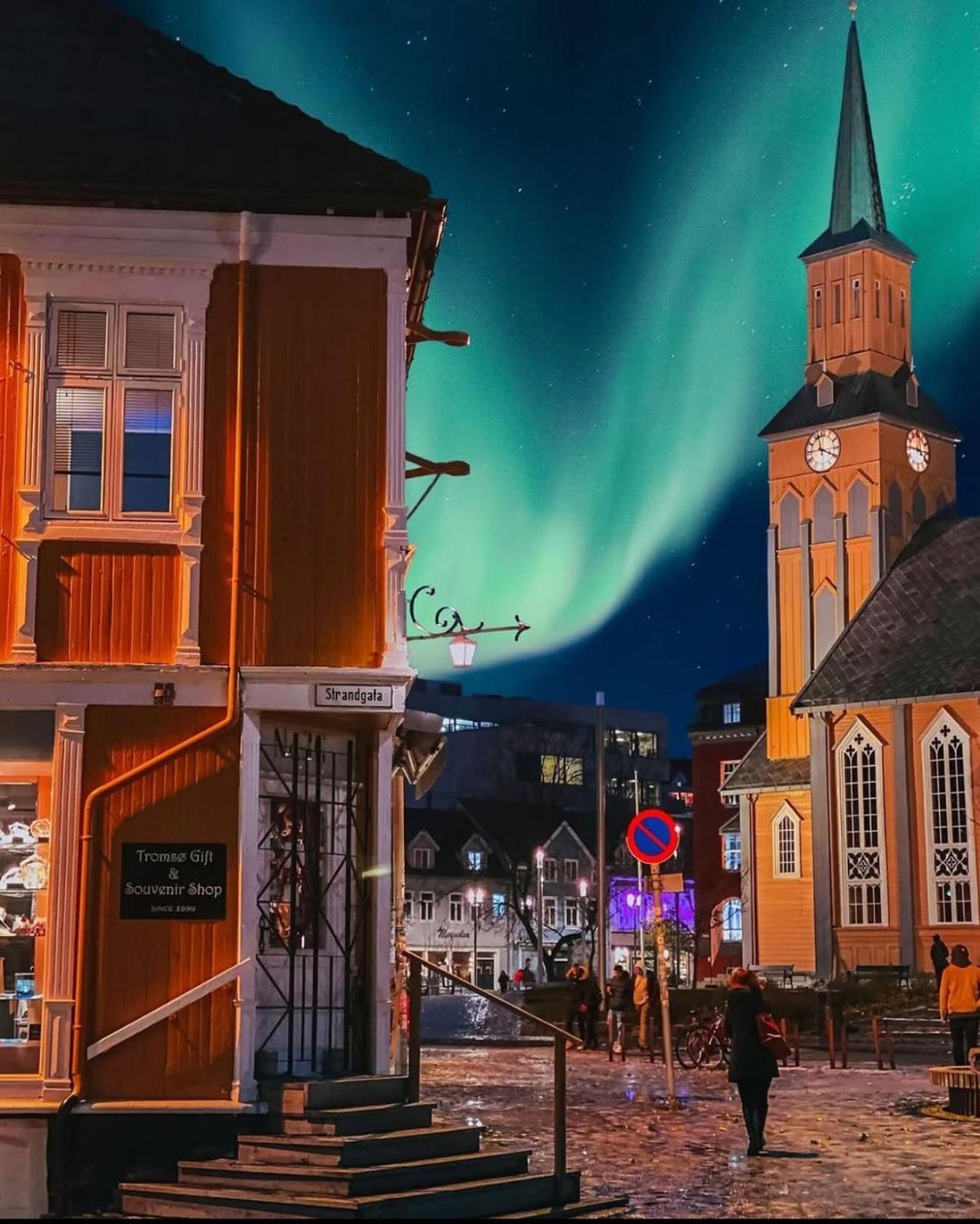 Lys, Koselig Og Sentrumsnaer I Stille Villastrok! *